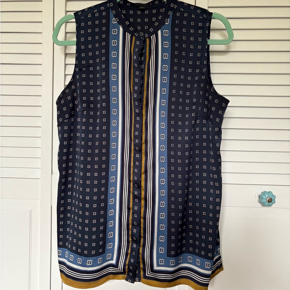 Ann Taylor Navy and Gold Patterned Tank Top